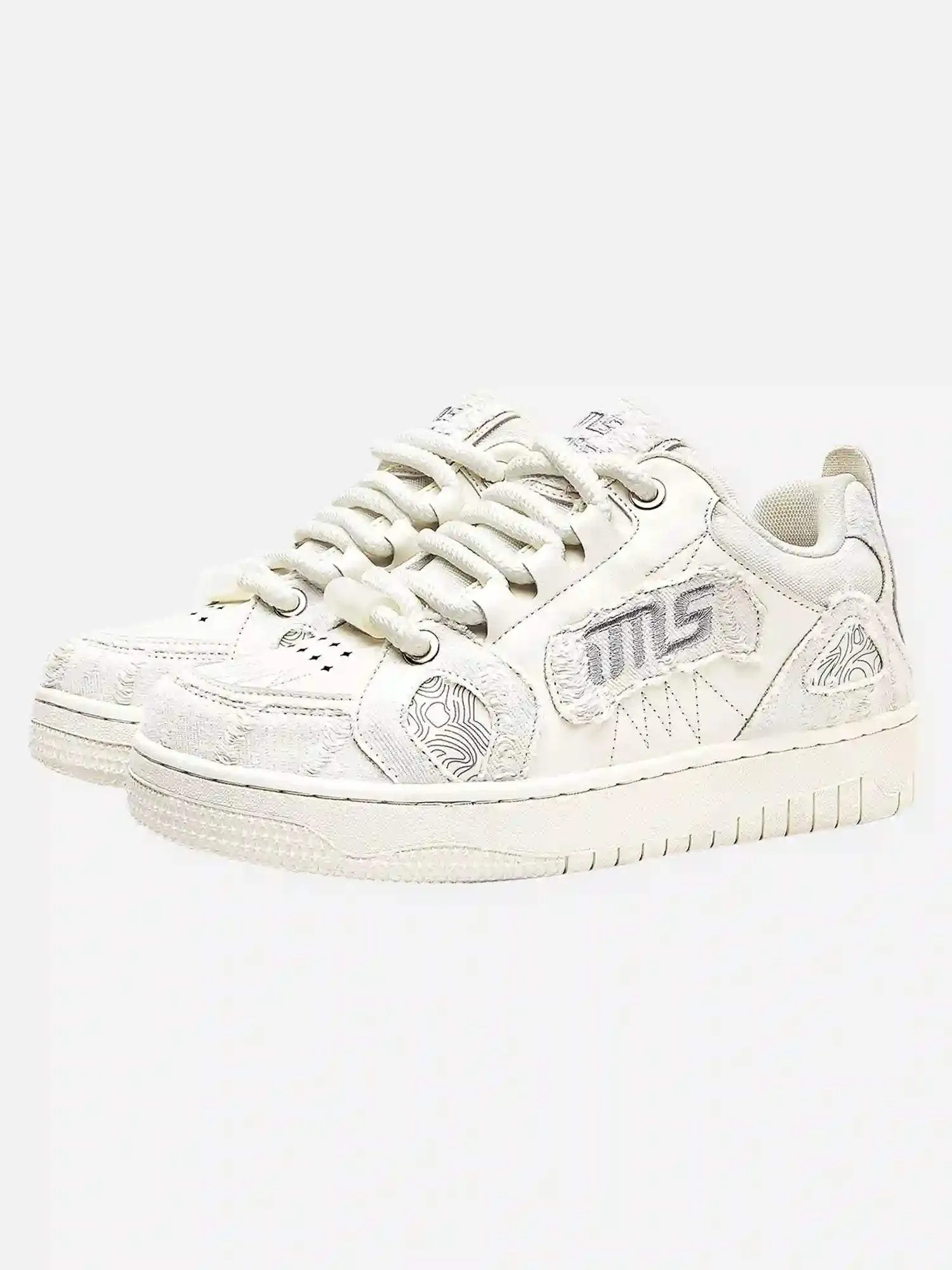 Disguisen American Trendy Embroidered Letter Sneakers
