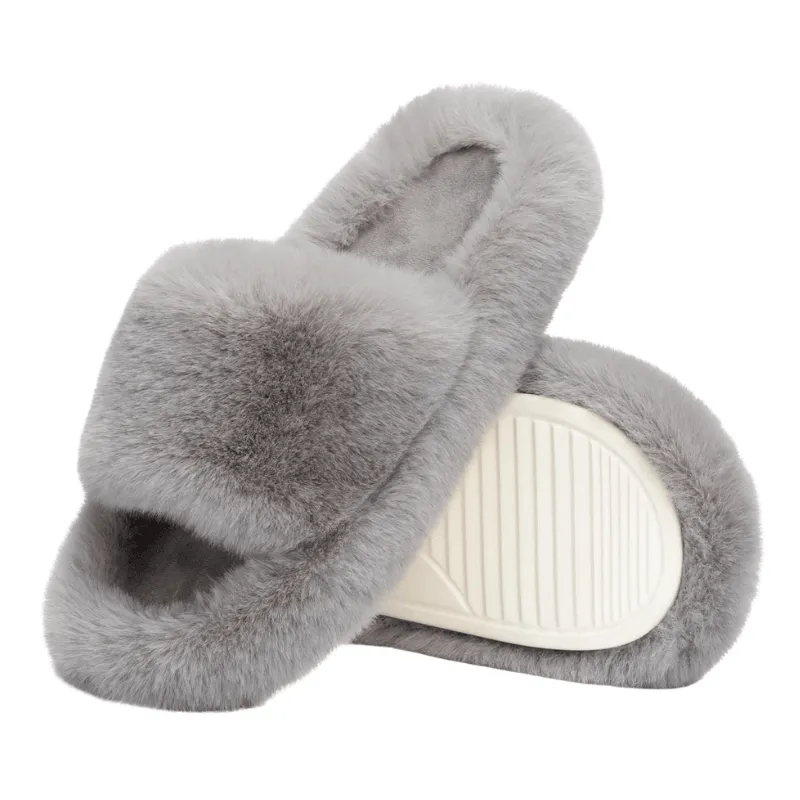 Faux Fur Slide Slippers – Cozy Comfort for Everyday Wear