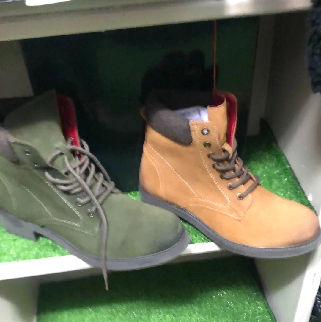 Ladies / junior Suede Boots