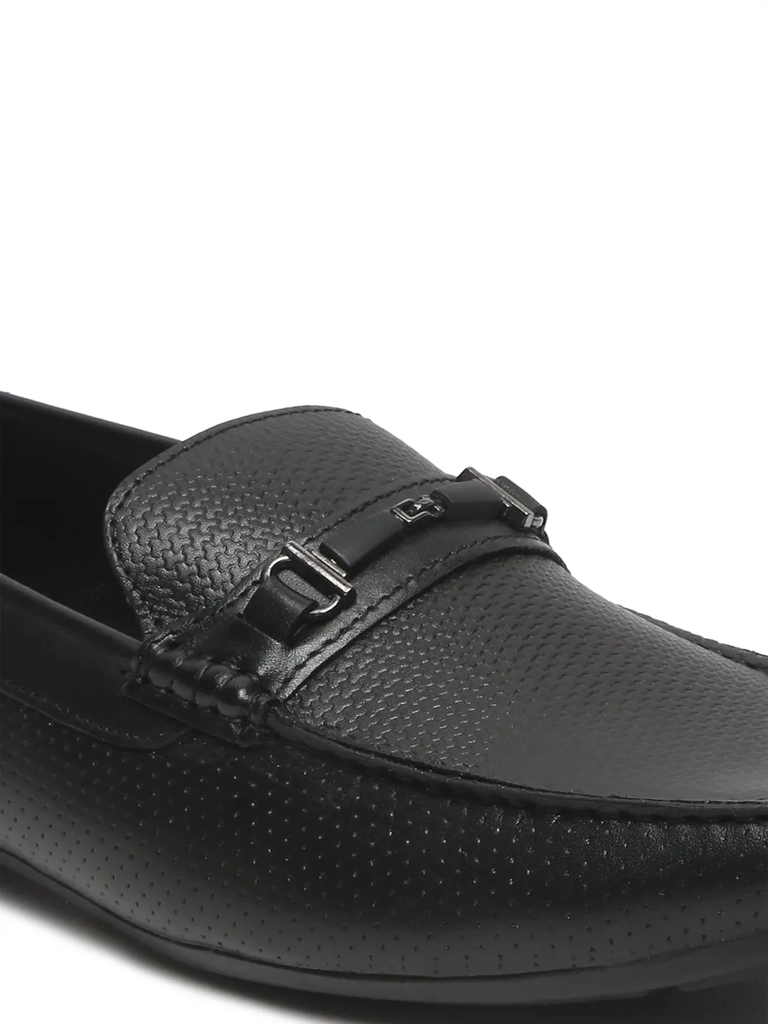 Men Black Textured Leather Loafer With Buckle Details