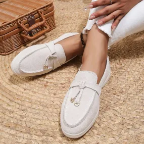 Pendant Decor Flat Loafers