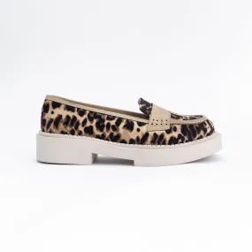 Women Cheetah Pattern Loafers